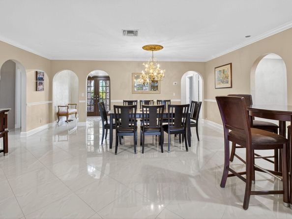 2 Fairway Drive, Boynton Beach FL 33436