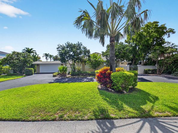 11814 N Lake Drive, Boynton Beach FL 33436