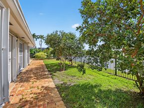 11814 N Lake Drive, Boynton Beach FL 33436
