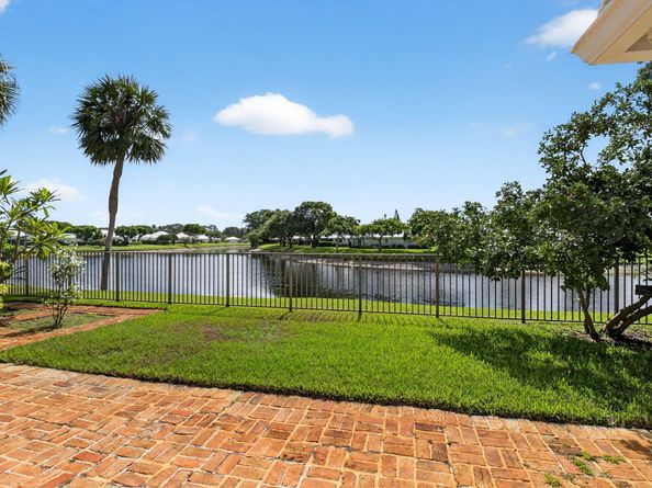 11814 N Lake Drive, Boynton Beach FL 33436