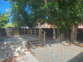 136 NW 47th St, Miami FL 33127