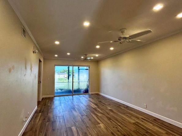 154 Lake Meryl Drive 159, West Palm Beach FL 33411