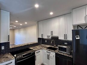 154 Lake Meryl Drive 159, West Palm Beach FL 33411