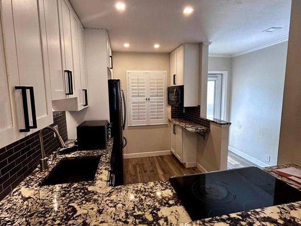 154 Lake Meryl Drive 159, West Palm Beach FL 33411