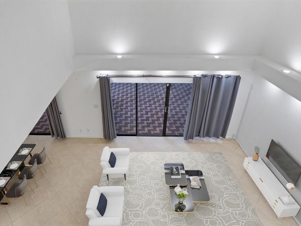 2305 Saint Andrews Rd 129, Hollywood FL 33021