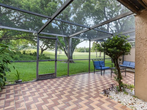 2305 Saint Andrews Rd 129, Hollywood FL 33021