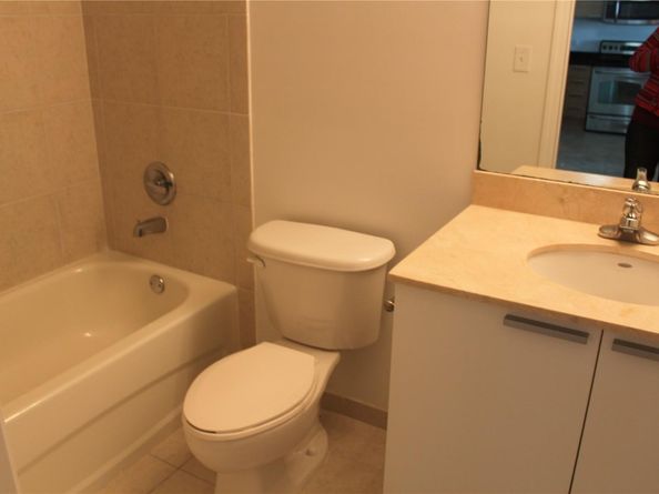 140 S Dixie Hy 525, Hollywood FL 33020