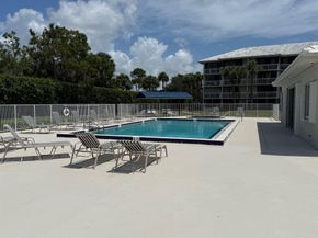 2621 Village Boulevard 303, West Palm Beach FL 33409