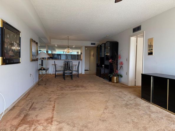 2621 Village Boulevard 303, West Palm Beach FL 33409