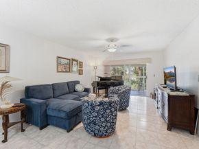 3146 Via Poinciana 307, Lake Worth FL 33467