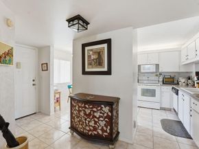 3146 Via Poinciana 307, Lake Worth FL 33467