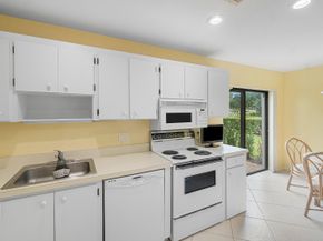 21 Southport Lane C, Boynton Beach FL 33436