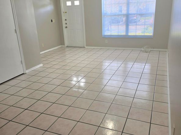 51 Whitehead Circle 51, Weston FL 33326