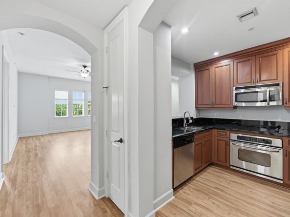 200 NE 2nd Avenue 316, Delray Beach FL 33444