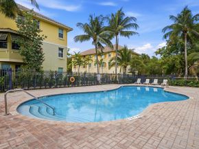 3902 White Peacock Lane, Coconut Creek FL 33073
