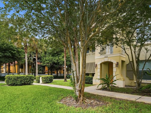 3902 White Peacock Lane, Coconut Creek FL 33073