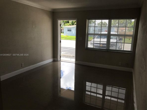 4260 NW 31st Terrace, Lauderdale Lakes FL 33309