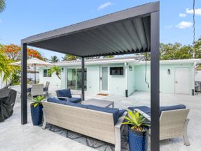 612 SE 10th Avenue, Deerfield Beach FL 33441