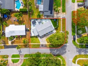 612 SE 10th Avenue, Deerfield Beach FL 33441