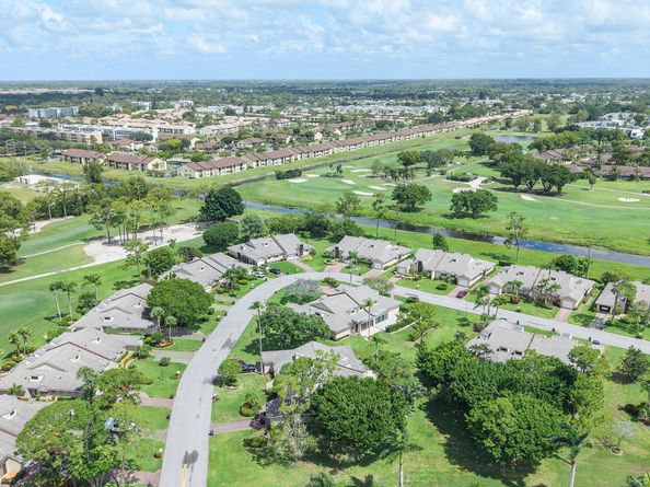 6845 Fountains Circle, Lake Worth FL 33467