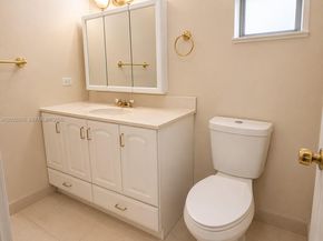 447 NE 195th Street 117, Miami FL 33179