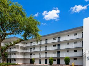 447 NE 195th Street 117, Miami FL 33179