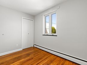 121 Warren St 4, Watertown MA 02472