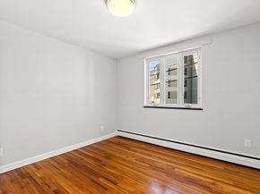121 Warren St 4, Watertown MA 02472