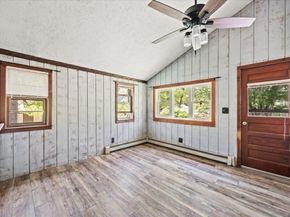 2 Cardinal Ave, Wareham MA 02538
