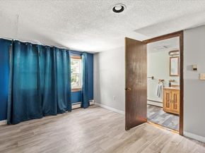 2 Cardinal Ave, Wareham MA 02538