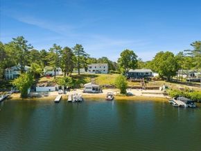 2 Cardinal Ave, Wareham MA 02538