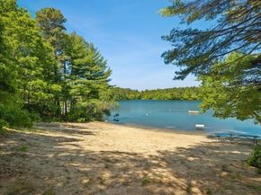 2 Cardinal Ave, Wareham MA 02538
