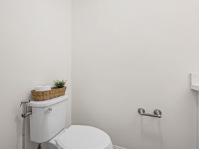 70 Endicott St 1505, Norwood MA 02062