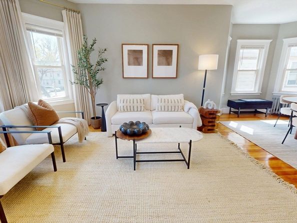 3943 Washington St 2, Boston MA 02131