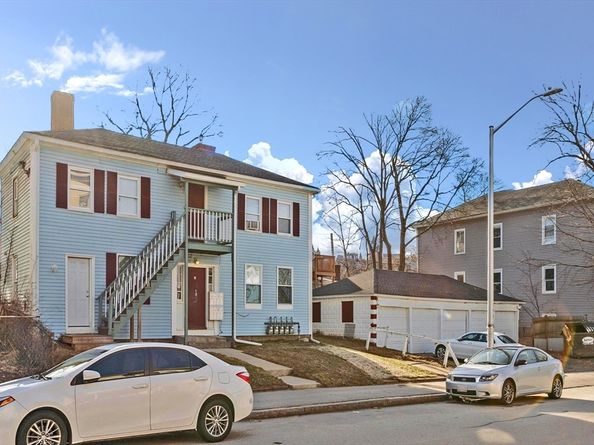 3 Chelsea St, Worcester MA 01610