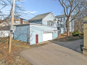 3 Chelsea St, Worcester MA 01610