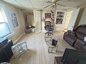 3 Chelsea St, Worcester MA 01610
