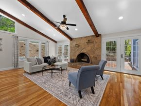 20 Westwood Dr, Worcester MA 01609