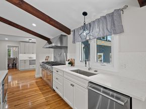 20 Westwood Dr, Worcester MA 01609