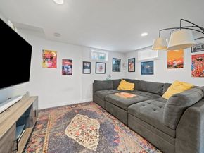 11 Mcauliffe Rd, Randolph MA 02368