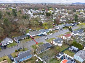 11 Mcauliffe Rd, Randolph MA 02368