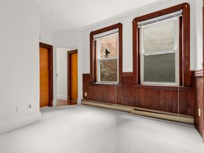 33 Charter St 3R, Boston MA 02113