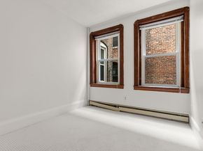 33 Charter St 3R, Boston MA 02113