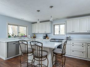 42 Maple Ave, Rutland MA 01543