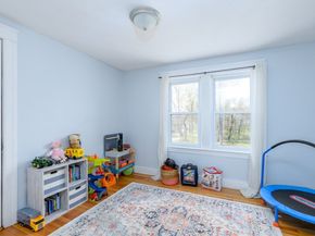 42 Maple Ave, Rutland MA 01543