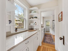 41 Lee Street A, Cambridge MA 02139