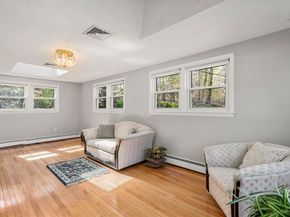 164 Lockland Ave, Framingham MA 01701