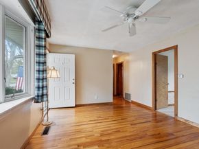 36 Bean Rd, Sterling MA 01564