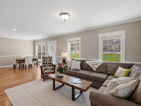 18 Montserrat Rd, Beverly MA 01915