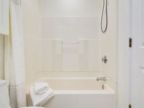 411 Norfolk Street 2A, Somerville MA 02143